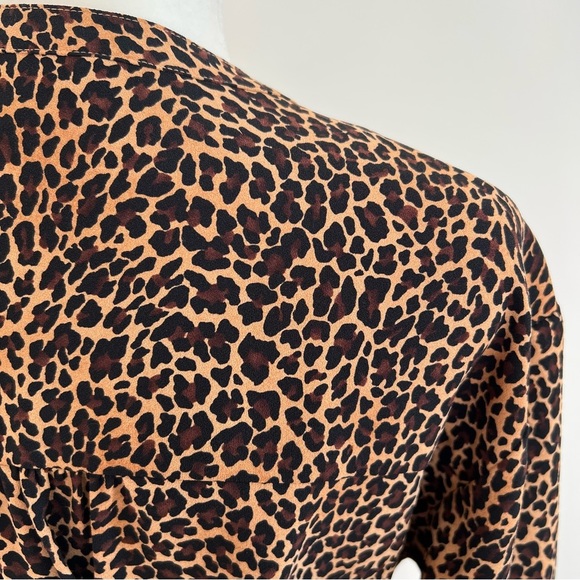 J.Crew Wrap Top Size Small Animal Print - Picture 9 of 10